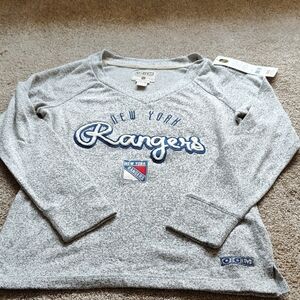 NHL Vintage Apparel CCM New York Rangers V-neck Lightweight Sweater